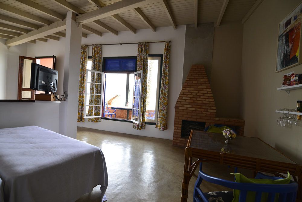 Hotel Pousada Maison Joly Ilhabela Ngoại thất bức ảnh