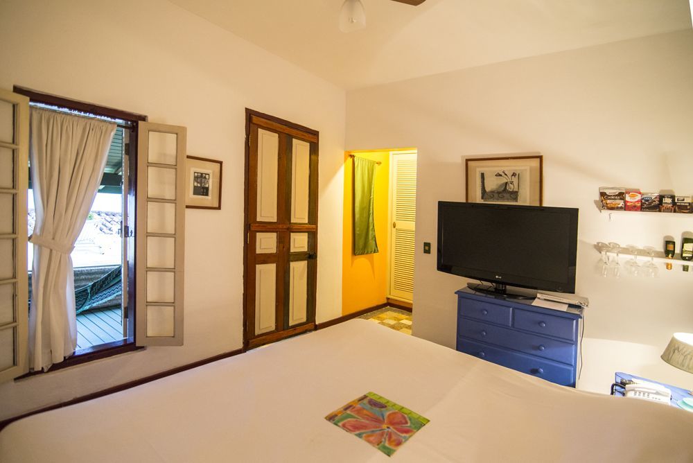 Hotel Pousada Maison Joly Ilhabela Ngoại thất bức ảnh